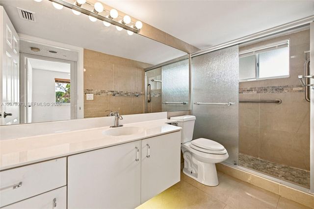 7647 Granville Drive 212, Tamarac, FL 33321