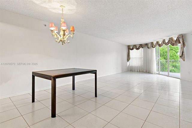 7647 Granville Drive 212, Tamarac, FL 33321