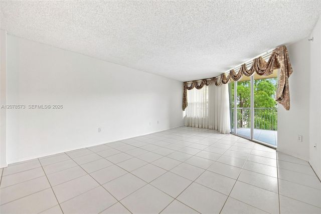 7647 Granville Drive 212, Tamarac, FL 33321