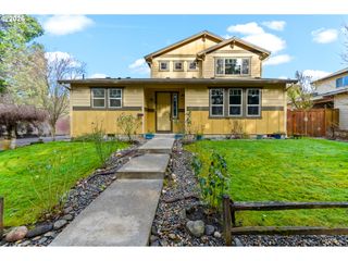216 Nw 24TH St, Battle Ground, WA 98604