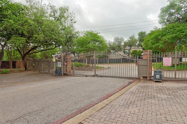 5565 Preston Oaks Road 120, Dallas, TX 75254