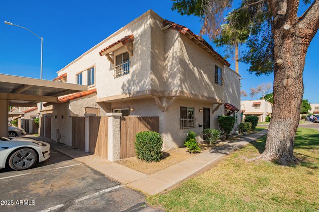 1229 E TOWNLEY Avenue, Phoenix, AZ 85020