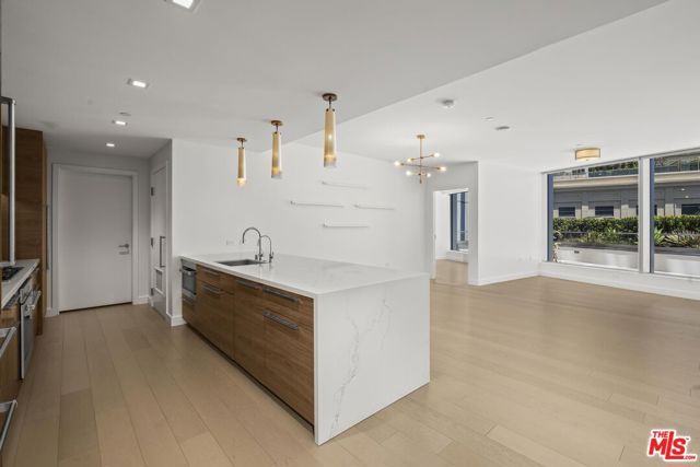 888 W E Street 202, San Diego, CA 92101