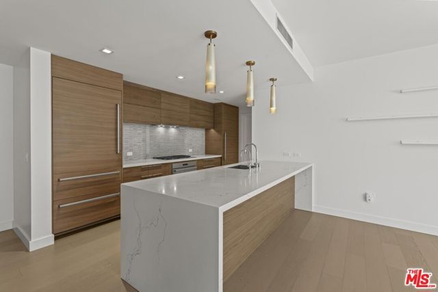 888 W E Street 202, San Diego, CA 92101