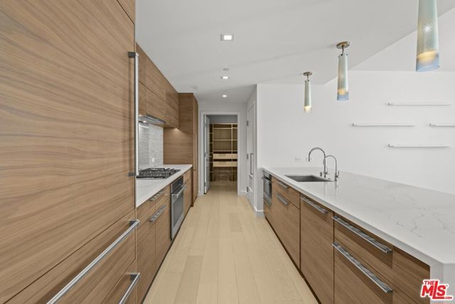 888 W E Street 202, San Diego, CA 92101