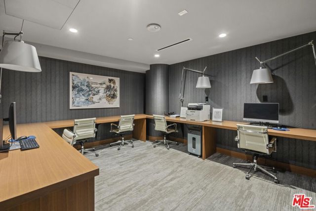 888 W E Street 202, San Diego, CA 92101
