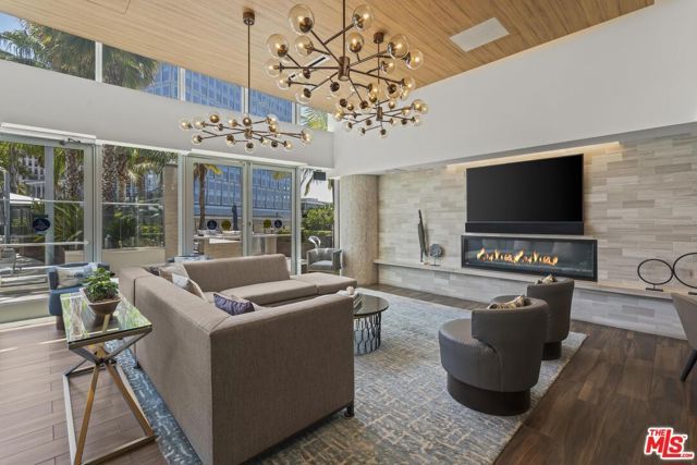 888 W E Street 202, San Diego, CA 92101