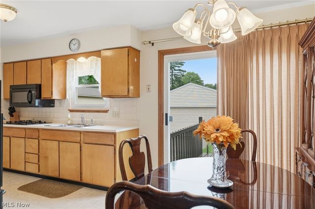 3679 Orchard Street, Mogadore, OH 44260