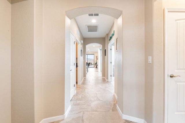 1600 Willow Canyon Trail NW, Albuquerque, NM 87120