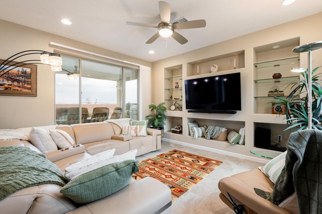 1600 Willow Canyon Trail NW, Albuquerque, NM 87120