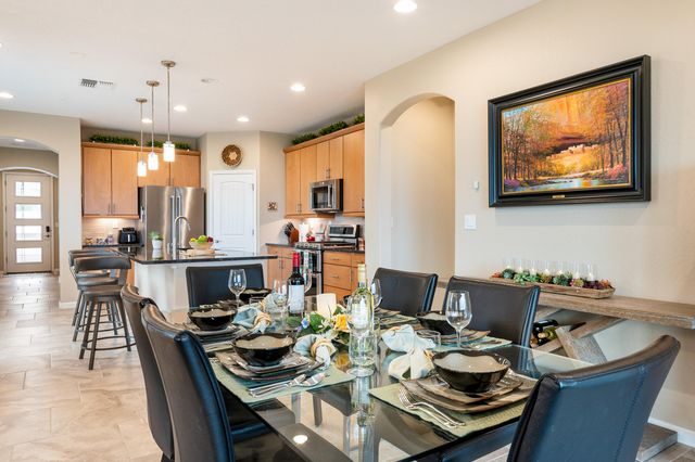 1600 Willow Canyon Trail NW, Albuquerque, NM 87120
