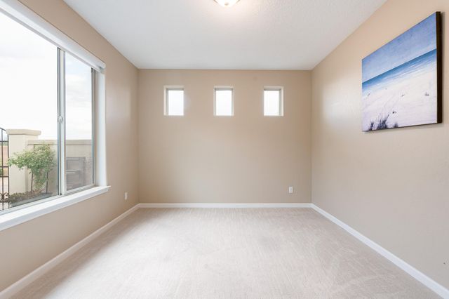 1600 Willow Canyon Trail NW, Albuquerque, NM 87120