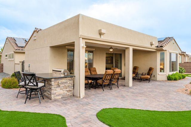 1600 Willow Canyon Trail NW, Albuquerque, NM 87120