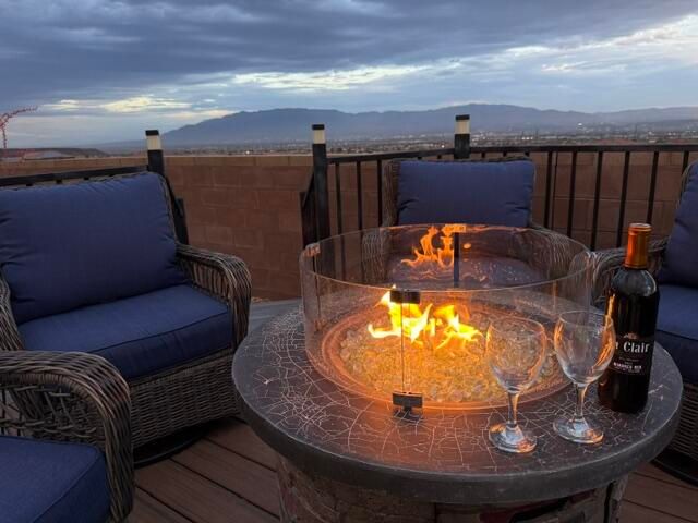 1600 Willow Canyon Trail NW, Albuquerque, NM 87120