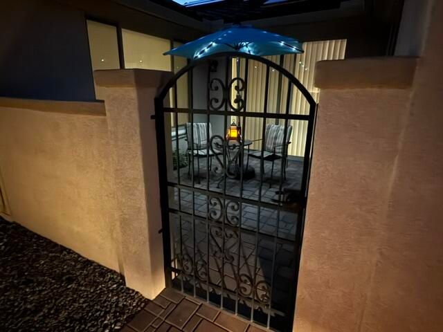 1600 Willow Canyon Trail NW, Albuquerque, NM 87120
