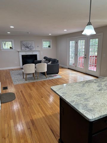 28 Mcintosh Drive 22, Stow, MA 01775