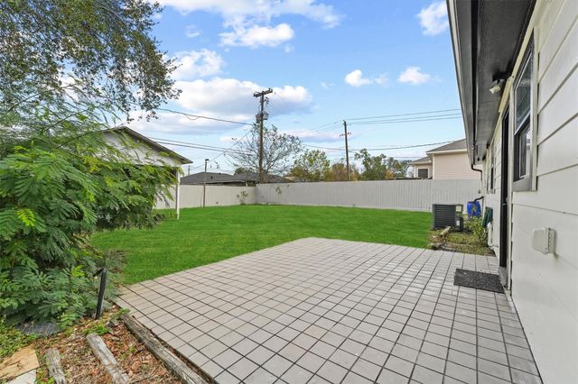 6159 Belmark Street, Houston, TX 77033