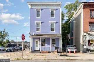 1600 REGINA ST, Harrisburg, PA 17103