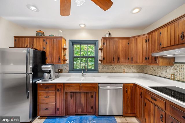 9002 MANORDALE, Ellicott City, MD 21042