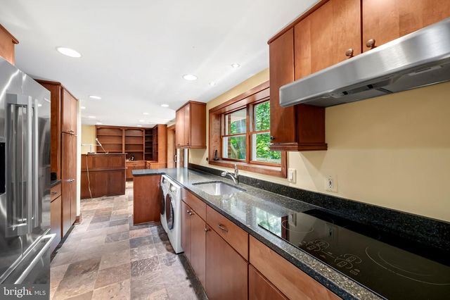 9002 MANORDALE, Ellicott City, MD 21042