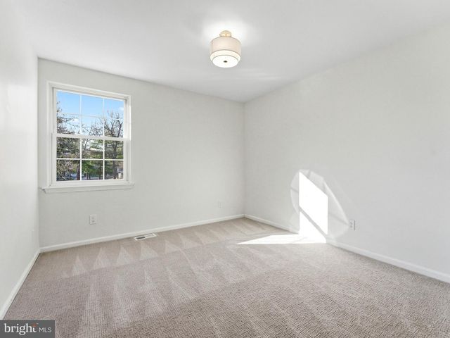 120 WAGONWHEEL CT, Marlton, NJ 08053