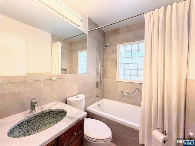 216 Cedar Lane, Closter, NJ 07624