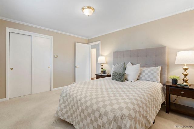 885 Everett Street, Lakewood, CO 80215