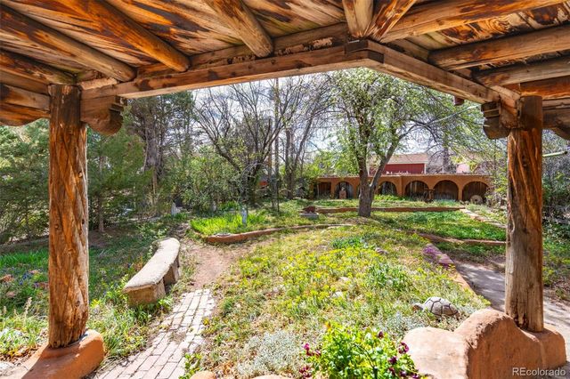 885 Everett Street, Lakewood, CO 80215