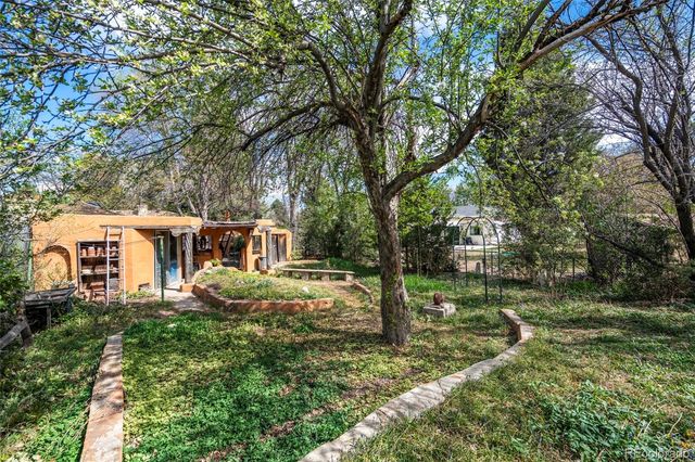 885 Everett Street, Lakewood, CO 80215