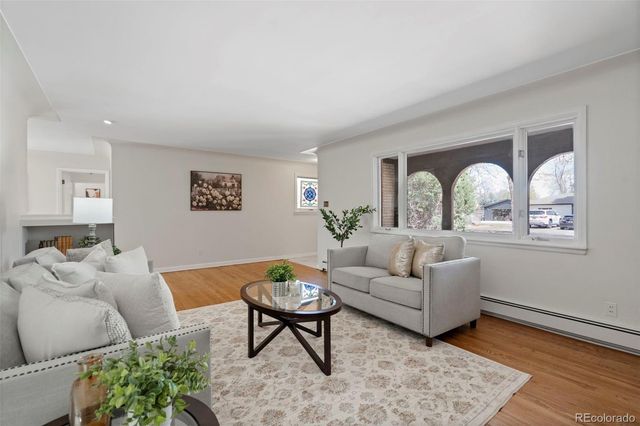 885 Everett Street, Lakewood, CO 80215