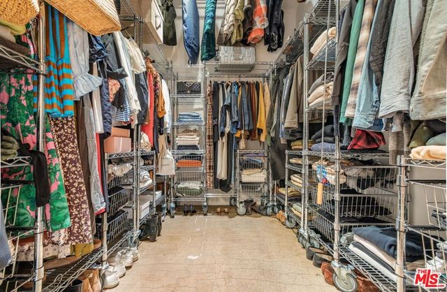 530 Molino Street 213, Los Angeles, CA 90013