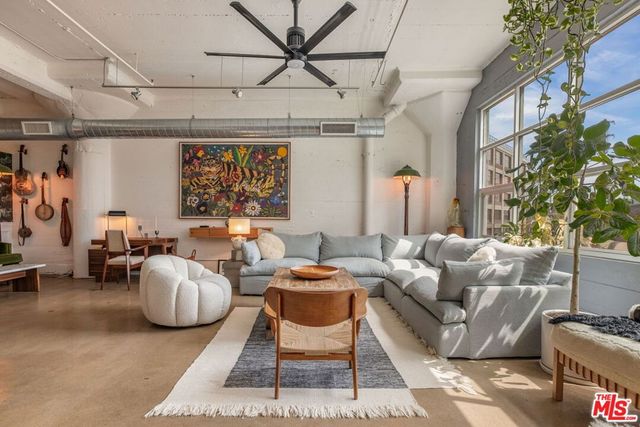 530 Molino Street 213, Los Angeles, CA 90013