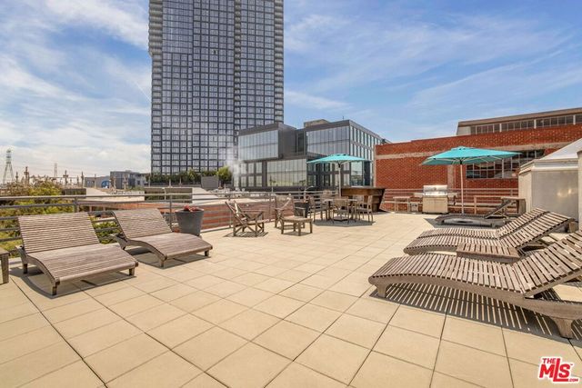 530 Molino Street 213, Los Angeles, CA 90013
