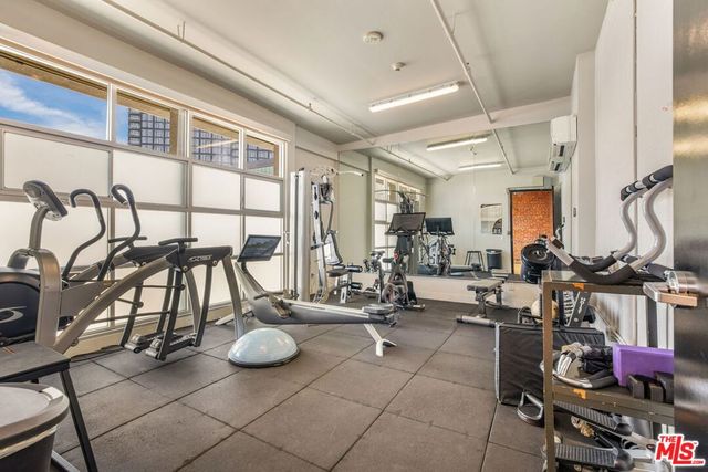530 Molino Street 213, Los Angeles, CA 90013