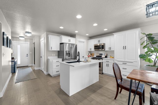 343 RED ROCK DR, Santaquin, UT 84655
