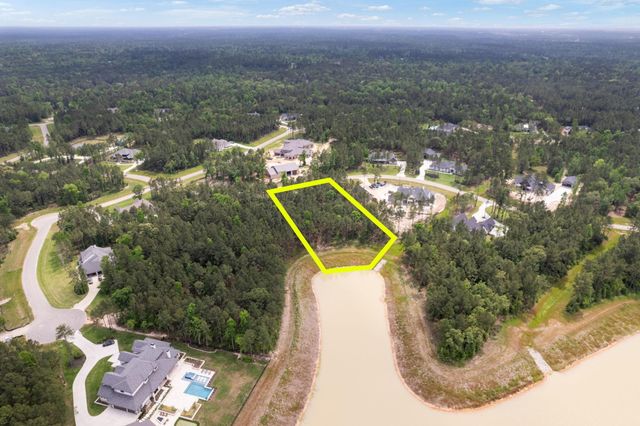 7488 High Meadow Ridge Dr, Montgomery, TX 77316