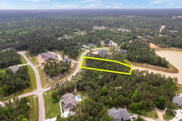 7488 High Meadow Ridge Dr, Montgomery, TX 77316