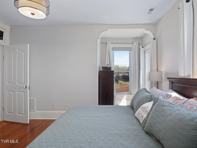 920 Pennsylvania Avenue, Bristol, TN 37620