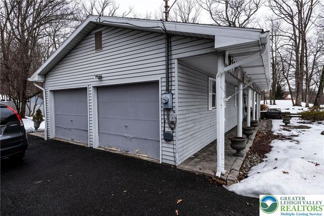 378 Bangor Junction, Washington Twp, PA 18013