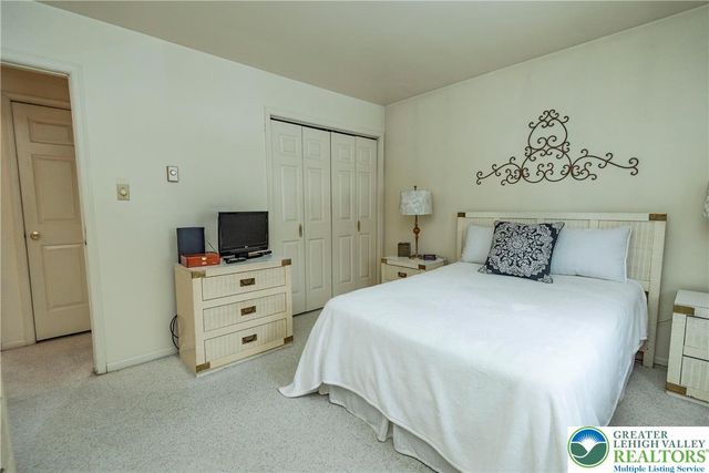 378 Bangor Junction, Washington Twp, PA 18013