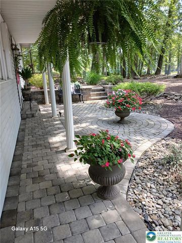 378 Bangor Junction, Washington Twp, PA 18013