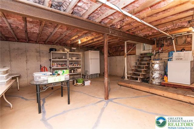 378 Bangor Junction, Washington Twp, PA 18013