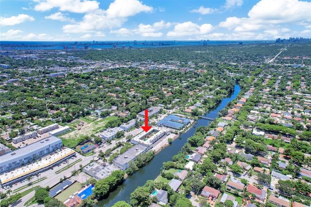 13210 Memorial Hwy 204, North Miami, FL 33161