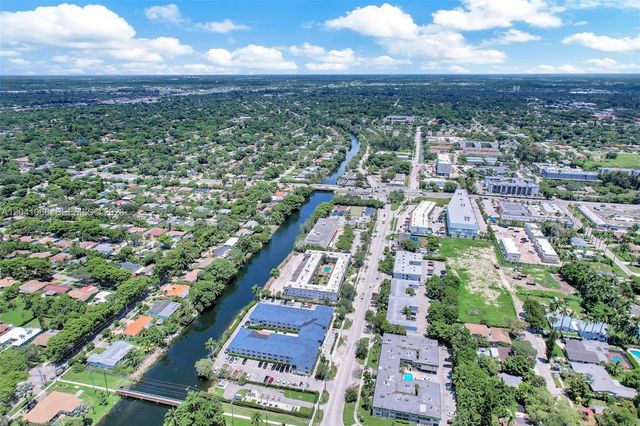 13210 Memorial Hwy 204, North Miami, FL 33161