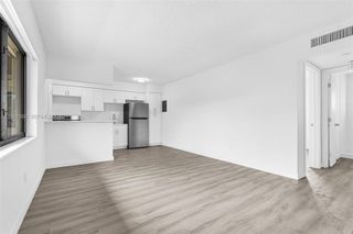 13210 Memorial Hwy 204, North Miami, FL 33161