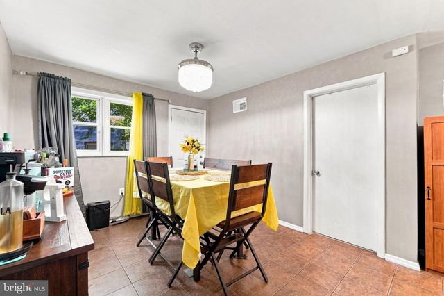 2427 S 12TH ST, Camden, NJ 08104