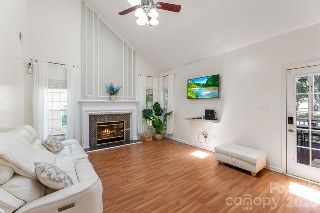 8906 Glade Court, Huntersville, NC 28078