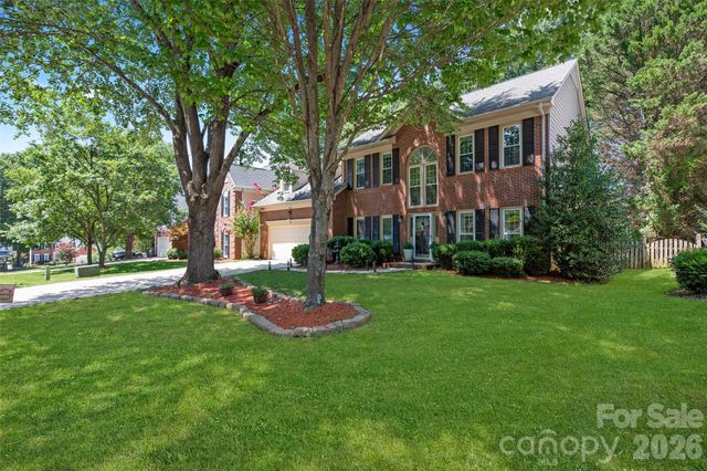 8906 Glade Court, Huntersville, NC 28078