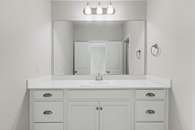 1604 Eleanor Drive, Fort Worth, TX 76052