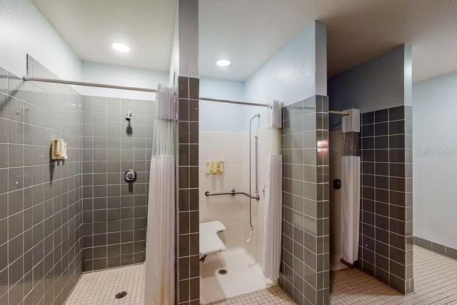 903 GRAN BAHAMA BOULEVARD 903, Davenport, FL 33897